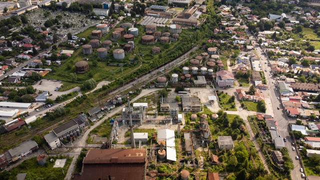 Poza produs Steaua Romana: Portretul unei Rafinarii centenare